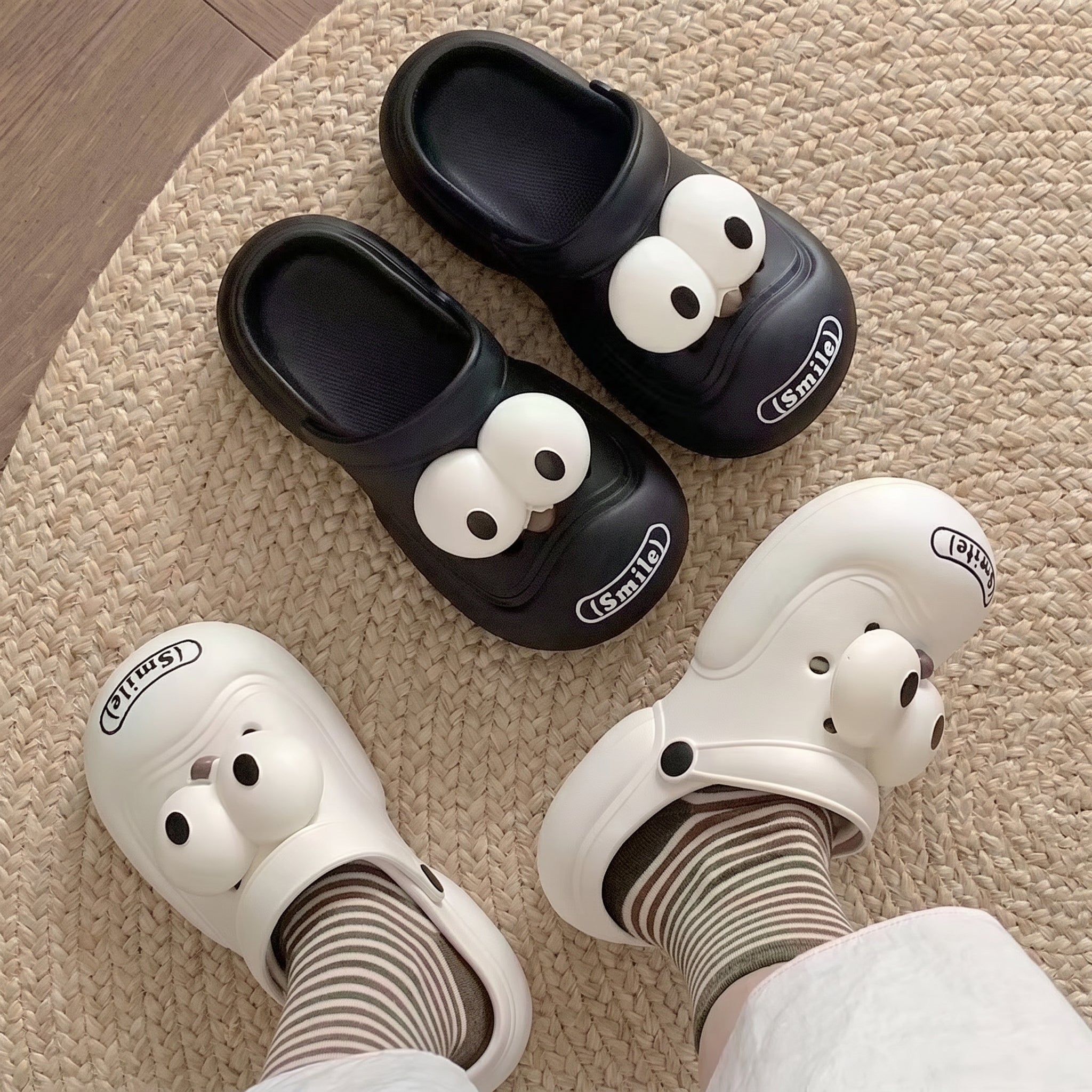 Funny Big Eyes Platform Clogs